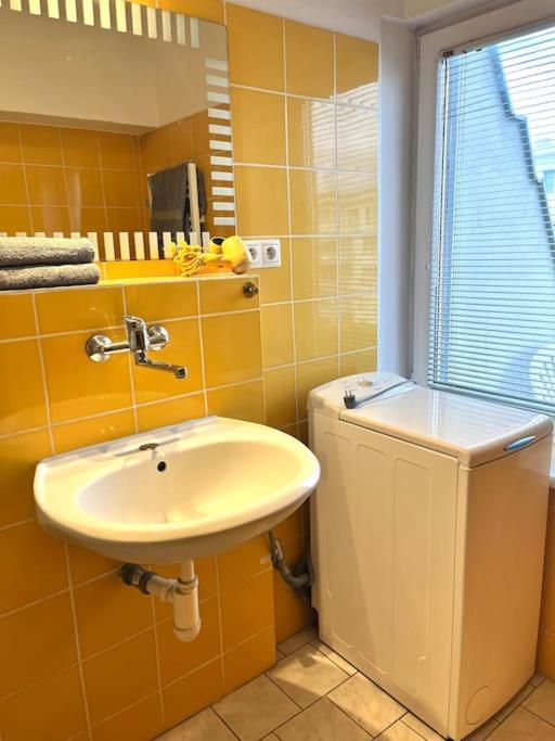 Charming Studio In The Old Town Lägenhet Bratislava Exteriör bild